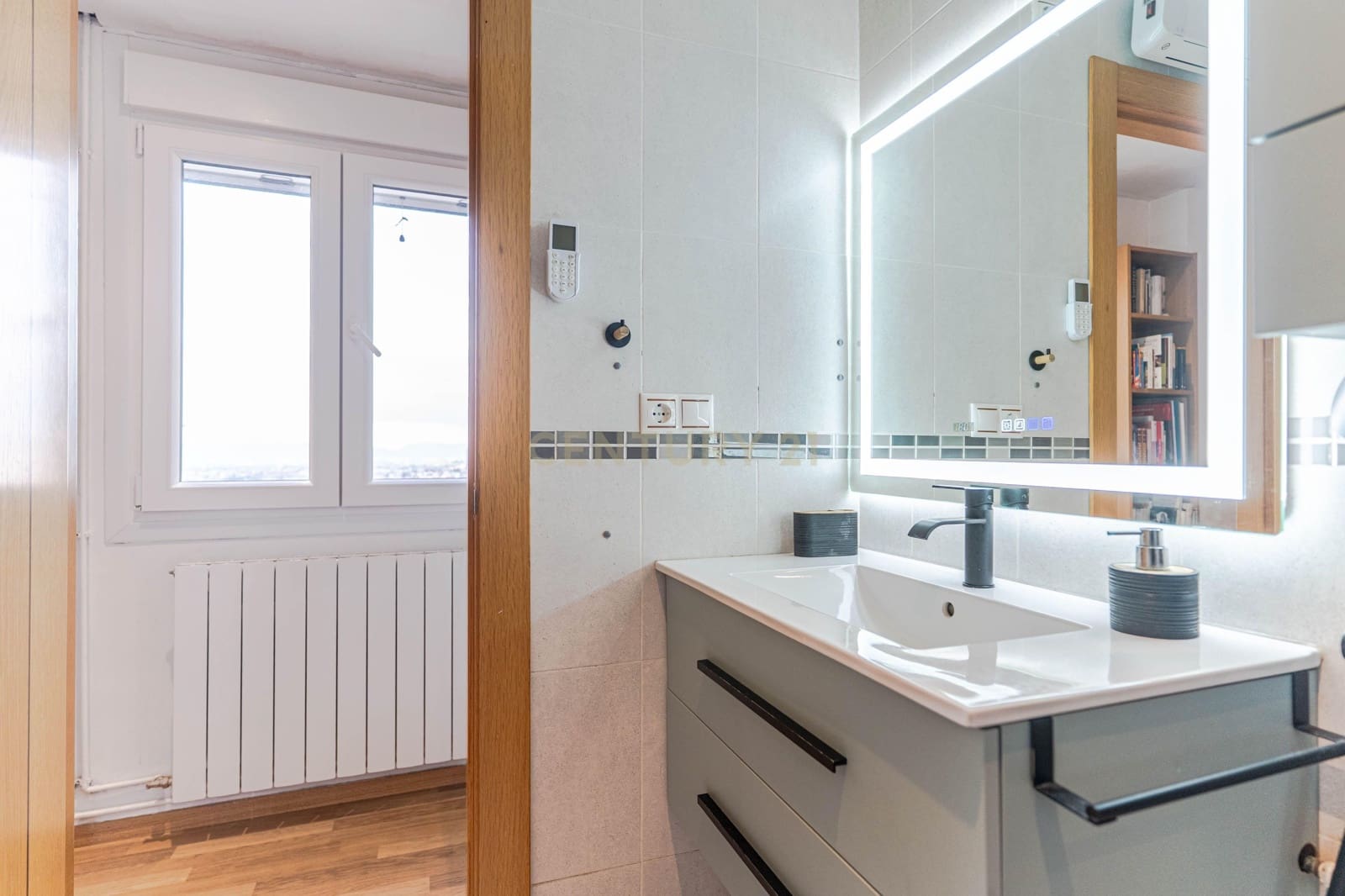 2 bedroom Penthouse for sale in Monachil - € 225,000 (Ref: 9720860)