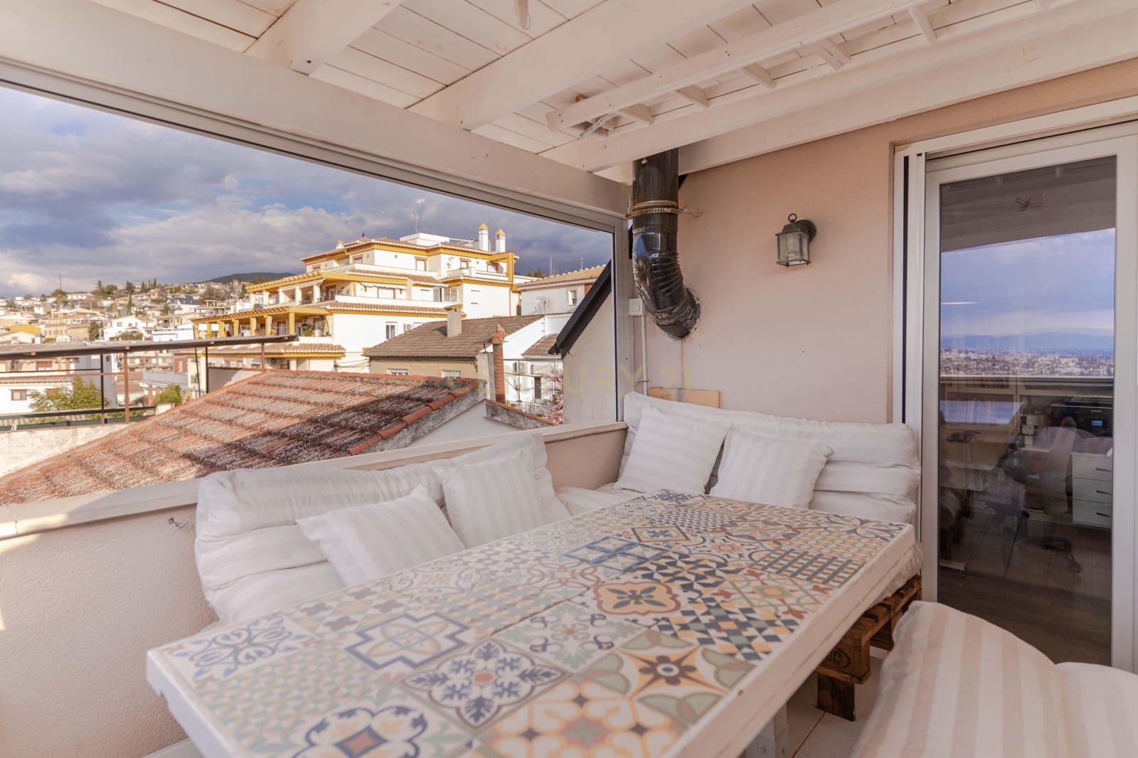 2 bedroom Penthouse for sale in Monachil - € 225,000 (Ref: 9720860)