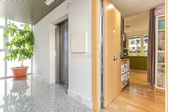 2 bedroom Penthouse for sale in Monachil - € 225,000 (Ref: 9720860)