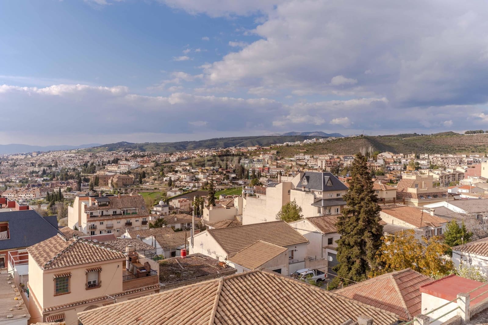 2 bedroom Penthouse for sale in Monachil - € 225,000 (Ref: 9720860)