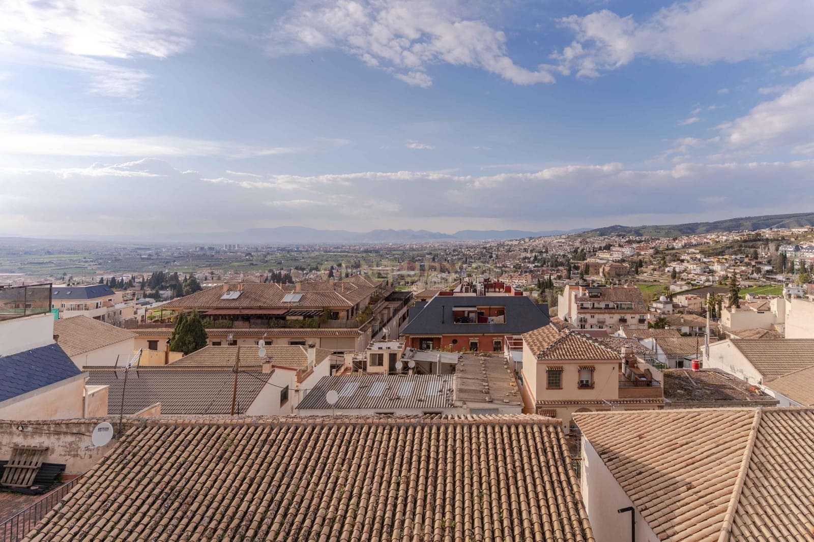 2 bedroom Penthouse for sale in Monachil - € 225,000 (Ref: 9720860)