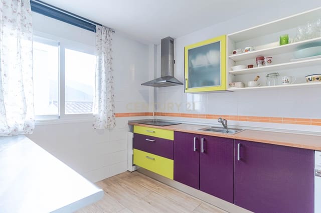 2 bedroom Apartment for sale in Pinos Puente with garage - € 84,000 (Ref: 9720963)