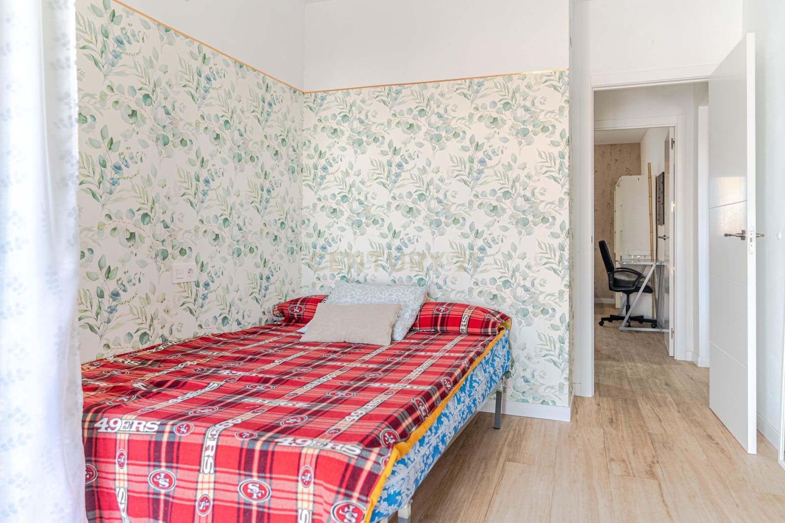 2 bedroom Apartment for sale in Pinos Puente with garage - € 84,000 (Ref: 9720963)