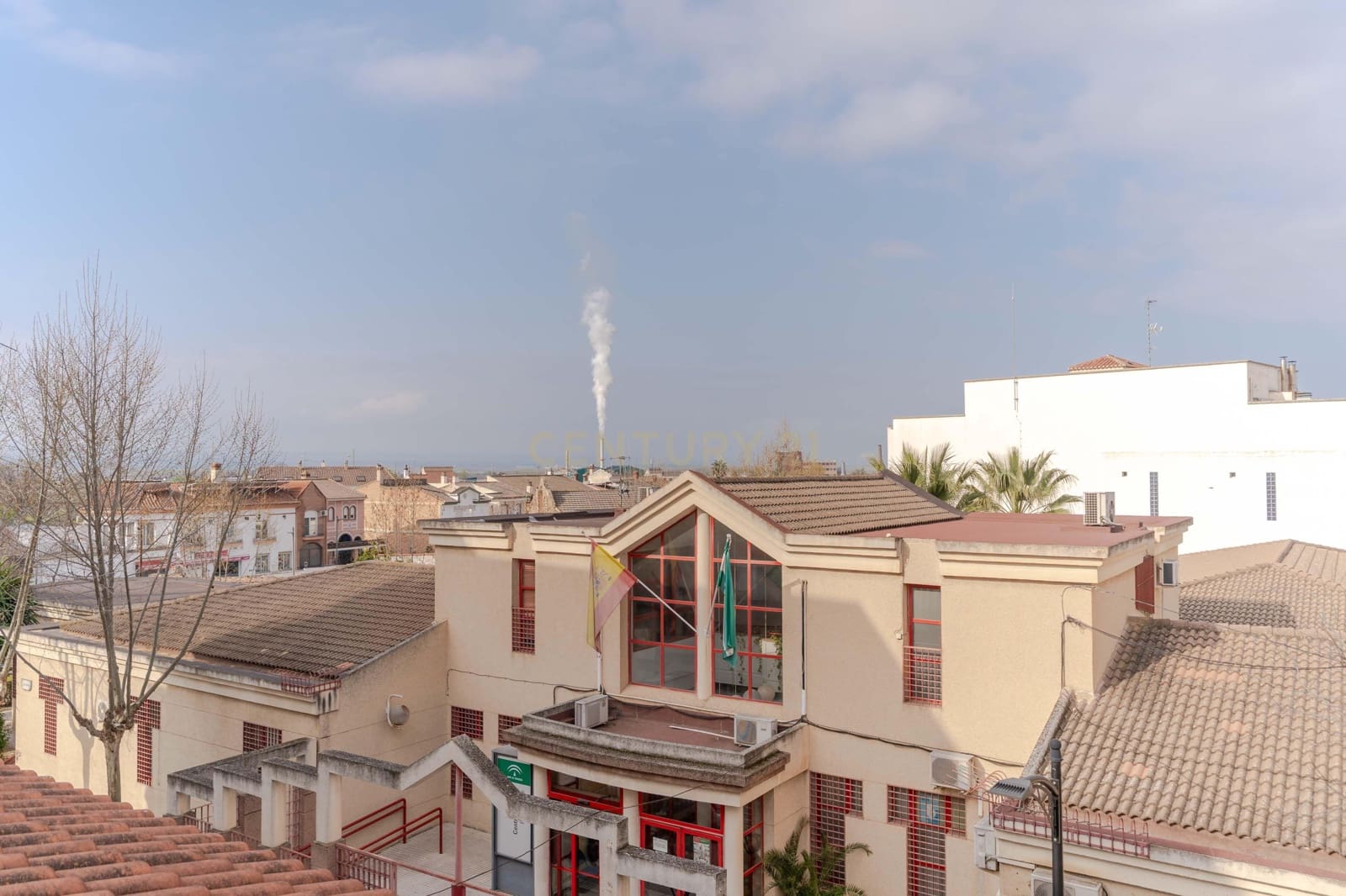 2 bedroom Apartment for sale in Pinos Puente with garage - € 84,000 (Ref: 9720963)