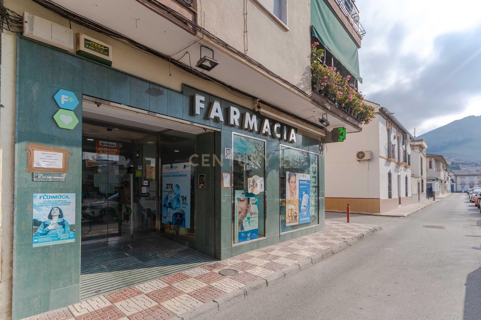 2 bedroom Apartment for sale in Pinos Puente with garage - € 84,000 (Ref: 9720963)