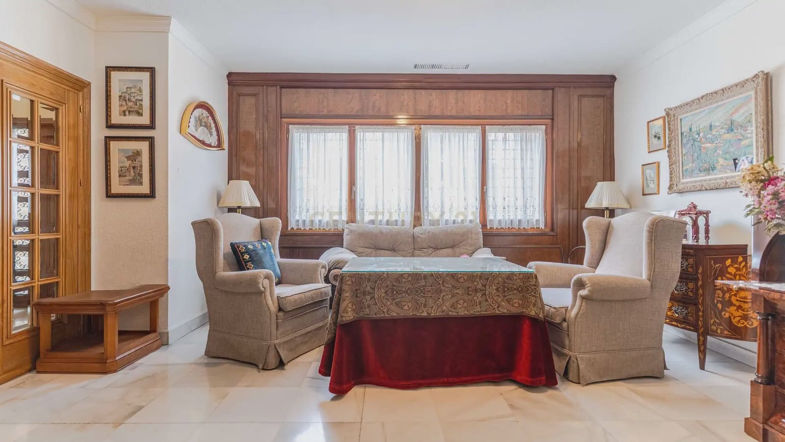 4 bedroom Apartment for sale in Granada city with pool - € 1,680,000 (Ref: 9722677)