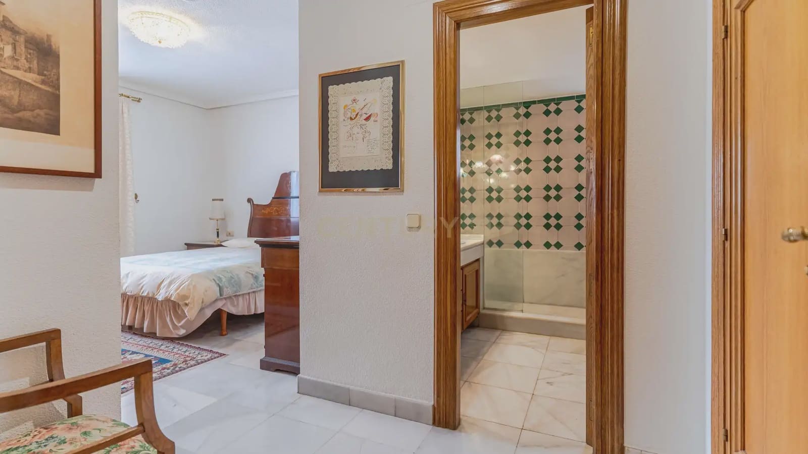 4 bedroom Apartment for sale in Granada city with pool - € 1,680,000 (Ref: 9722677)