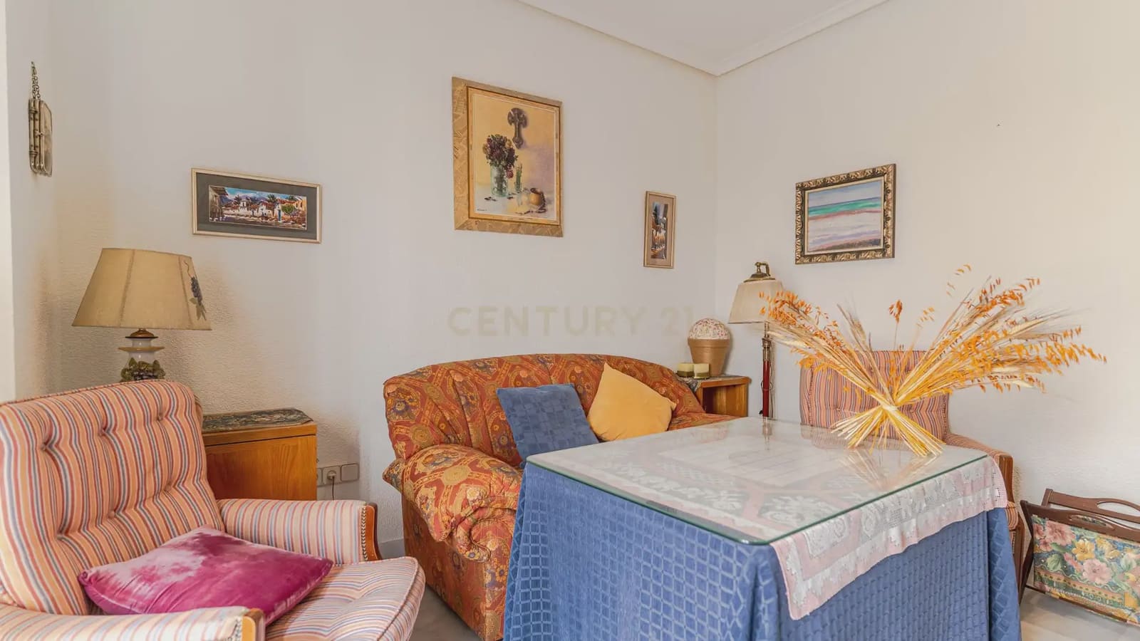 4 bedroom Apartment for sale in Granada city with pool - € 1,680,000 (Ref: 9722677)
