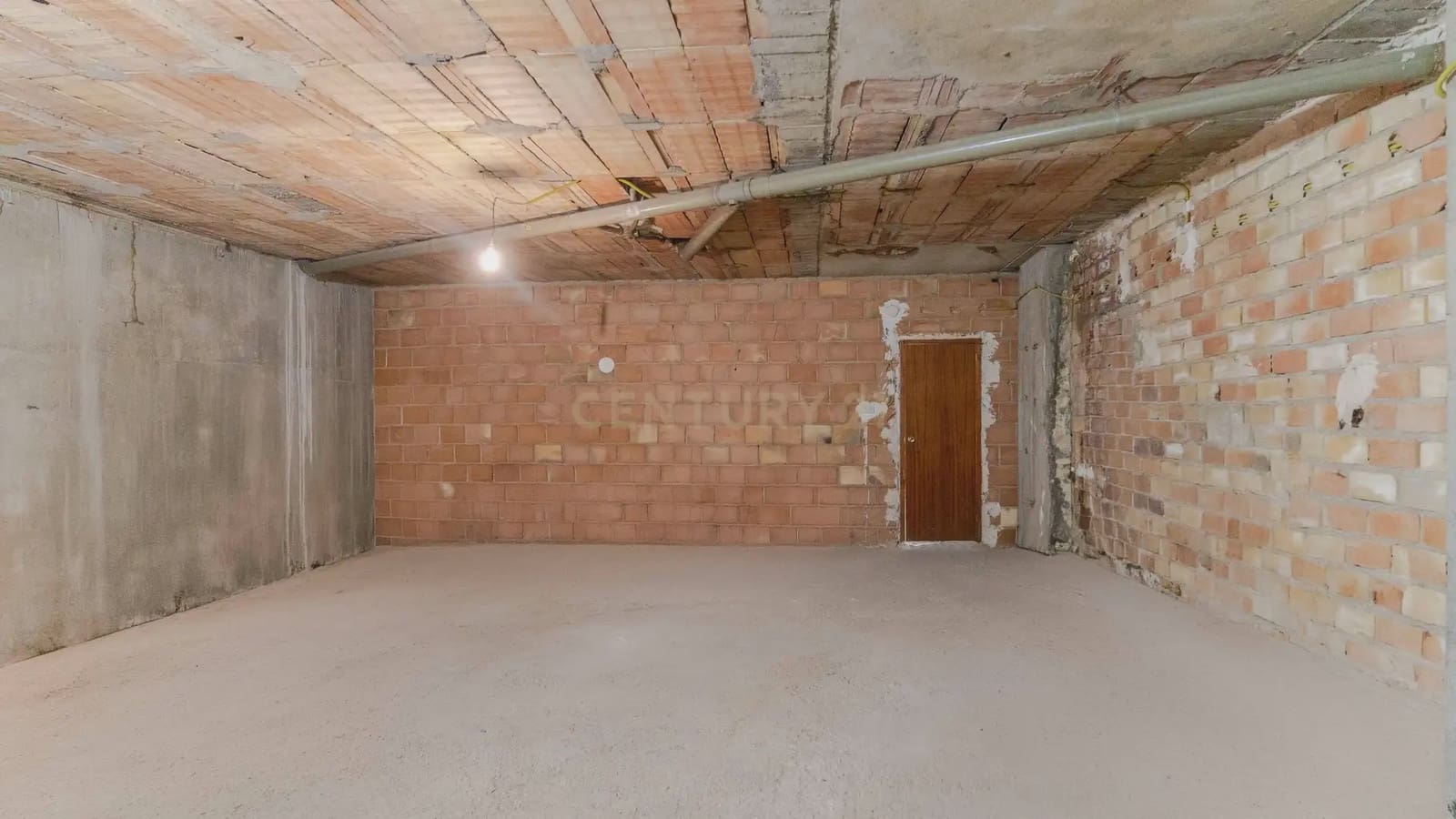 4 bedroom Apartment for sale in Granada city with pool - € 1,680,000 (Ref: 9722677)