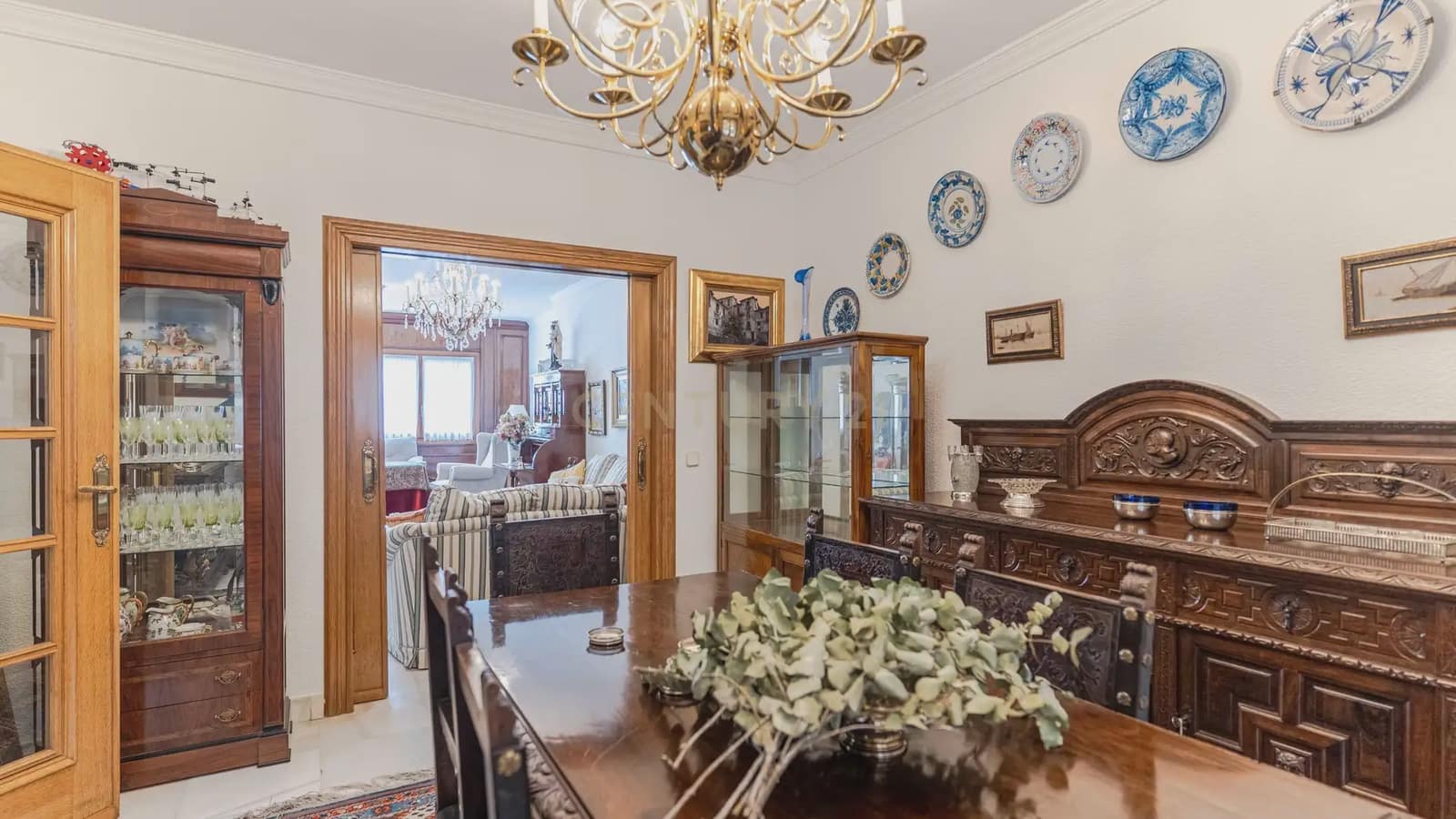 4 bedroom Apartment for sale in Granada city with pool - € 1,680,000 (Ref: 9722677)