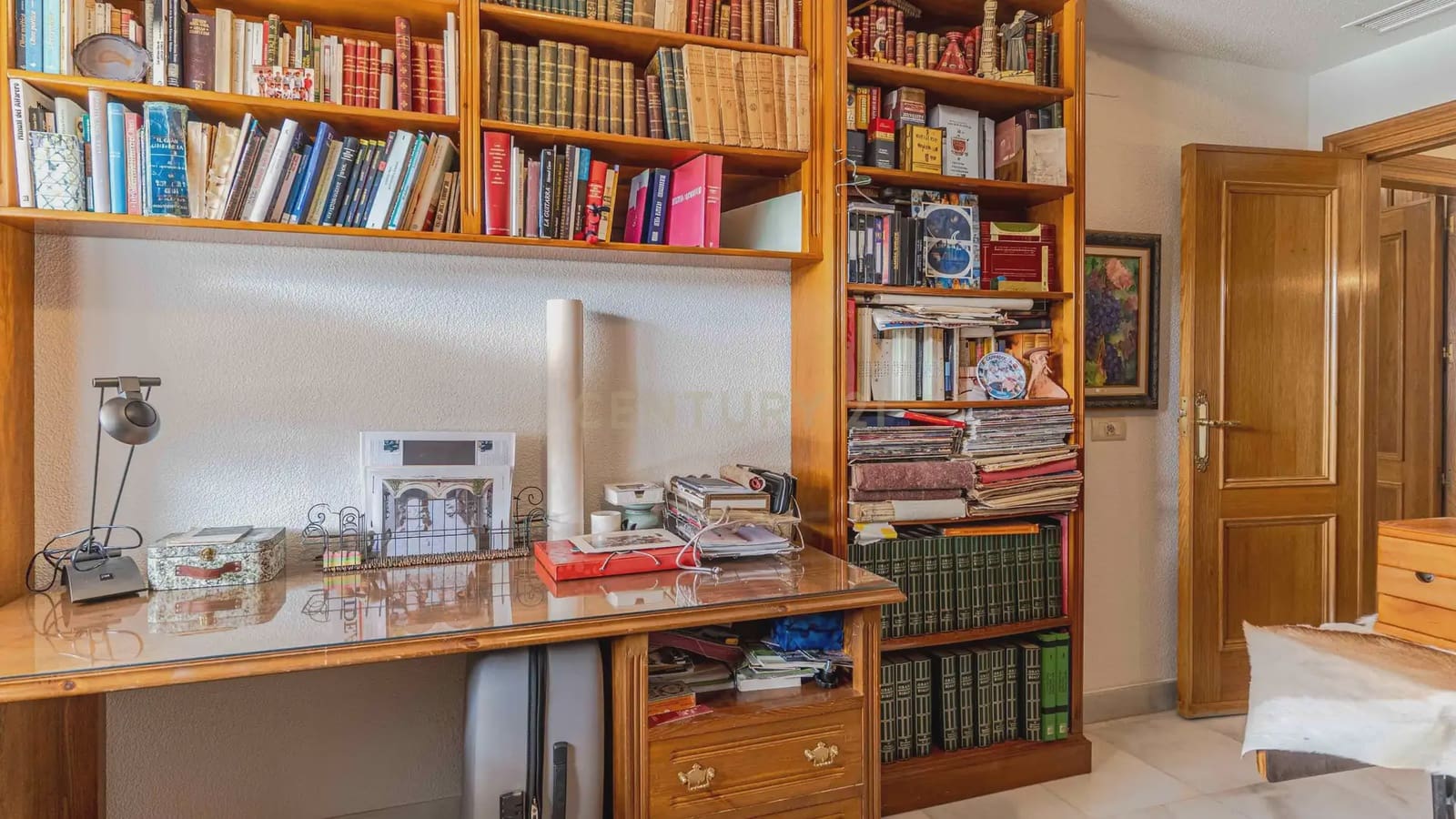 4 bedroom Apartment for sale in Granada city with pool - € 1,680,000 (Ref: 9722677)