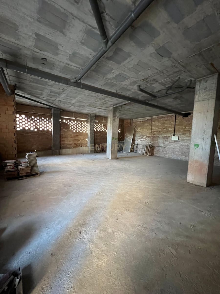 Commercial for rent in Granada city - € 1,200 (Ref: 9723530)