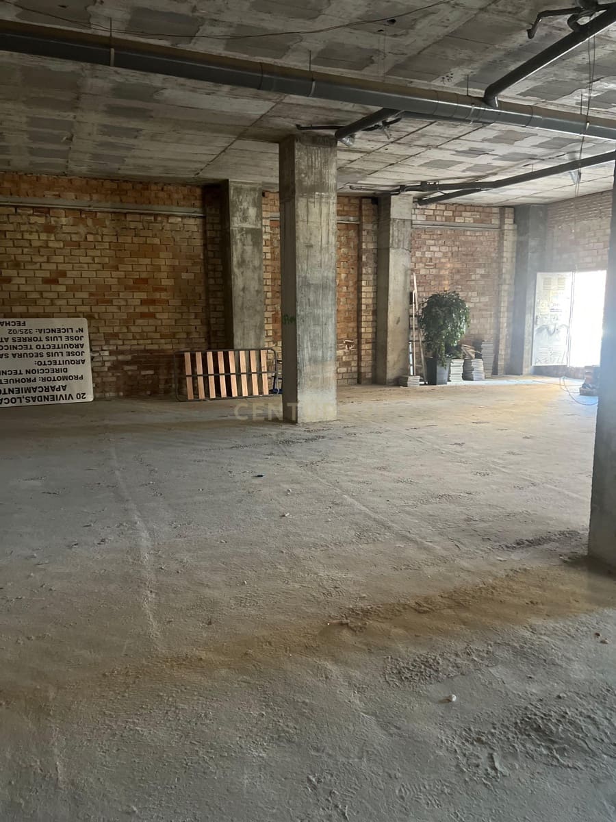 Commercial for rent in Granada city - € 1,200 (Ref: 9723530)