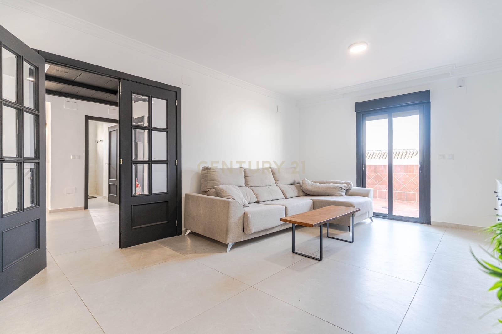 6 bedroom Villa for sale in Monachil - € 345,000 (Ref: 9723531)