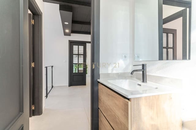 Chalet de 6 habitaciones en Monachil en venta - 345.000 € (Ref: 9723531)