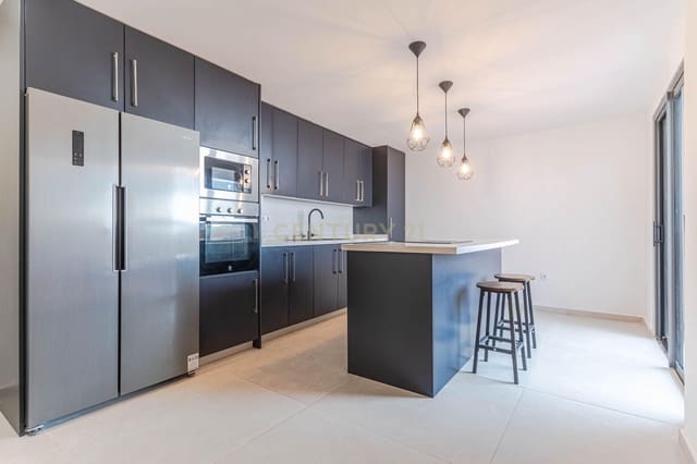 Chalet de 6 habitaciones en Monachil en venta - 345.000 € (Ref: 9723531)