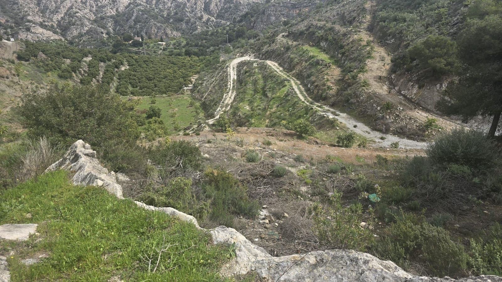 Building Plot for sale in Los Guajares - € 70,000 (Ref: 9730704)