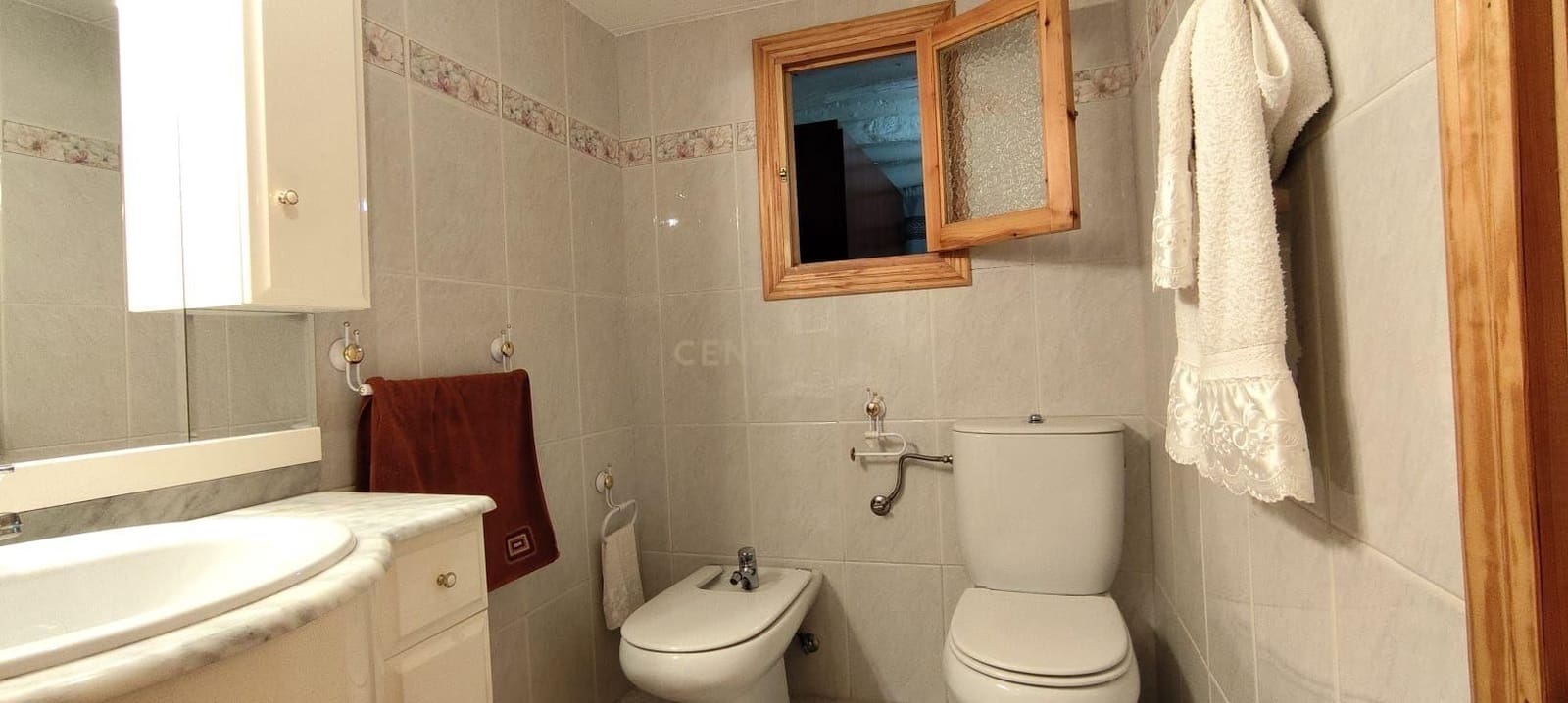 5 bedroom Townhouse for sale in Alpujarra de la Sierra - € 59,900 (Ref: 9730833)