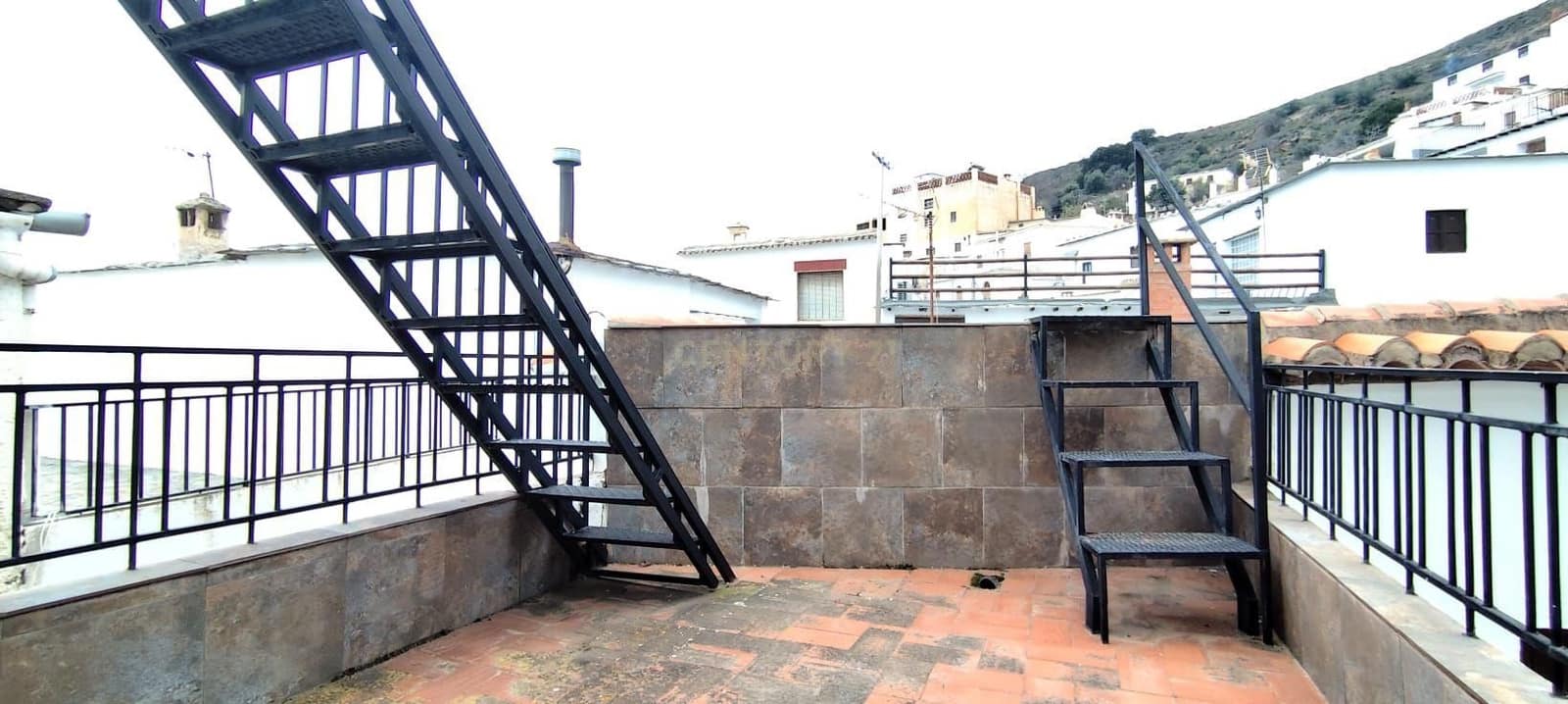 5 bedroom Townhouse for sale in Alpujarra de la Sierra - € 59,900 (Ref: 9730833)