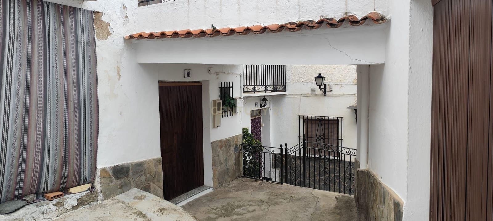 5 bedroom Townhouse for sale in Alpujarra de la Sierra - € 59,900 (Ref: 9730833)
