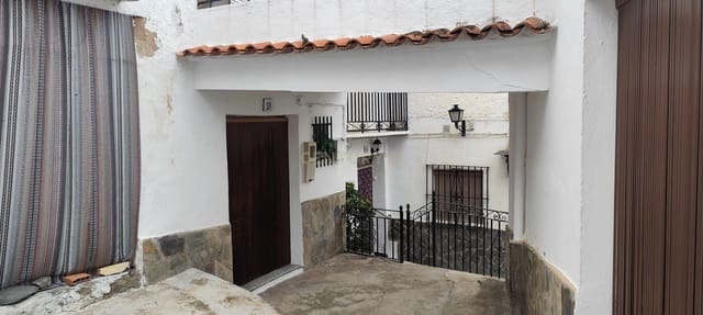 Casa de 5 habitaciones en Yegen, Alpujarra de la Sierra en venta - 59.900 € (Ref: 9730833)