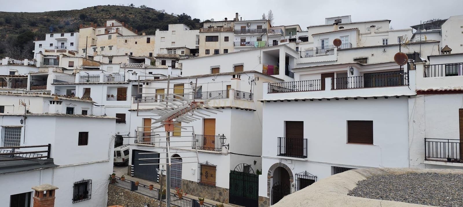 5 bedroom Townhouse for sale in Alpujarra de la Sierra - € 59,900 (Ref: 9730833)