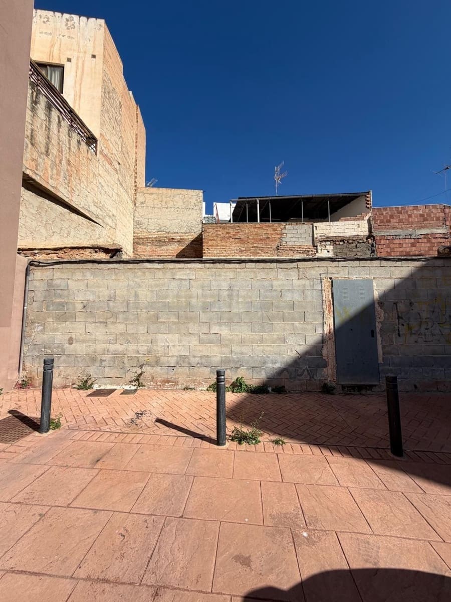 Building Plot for sale in Motril - € 52,500 (Ref: 9730835)