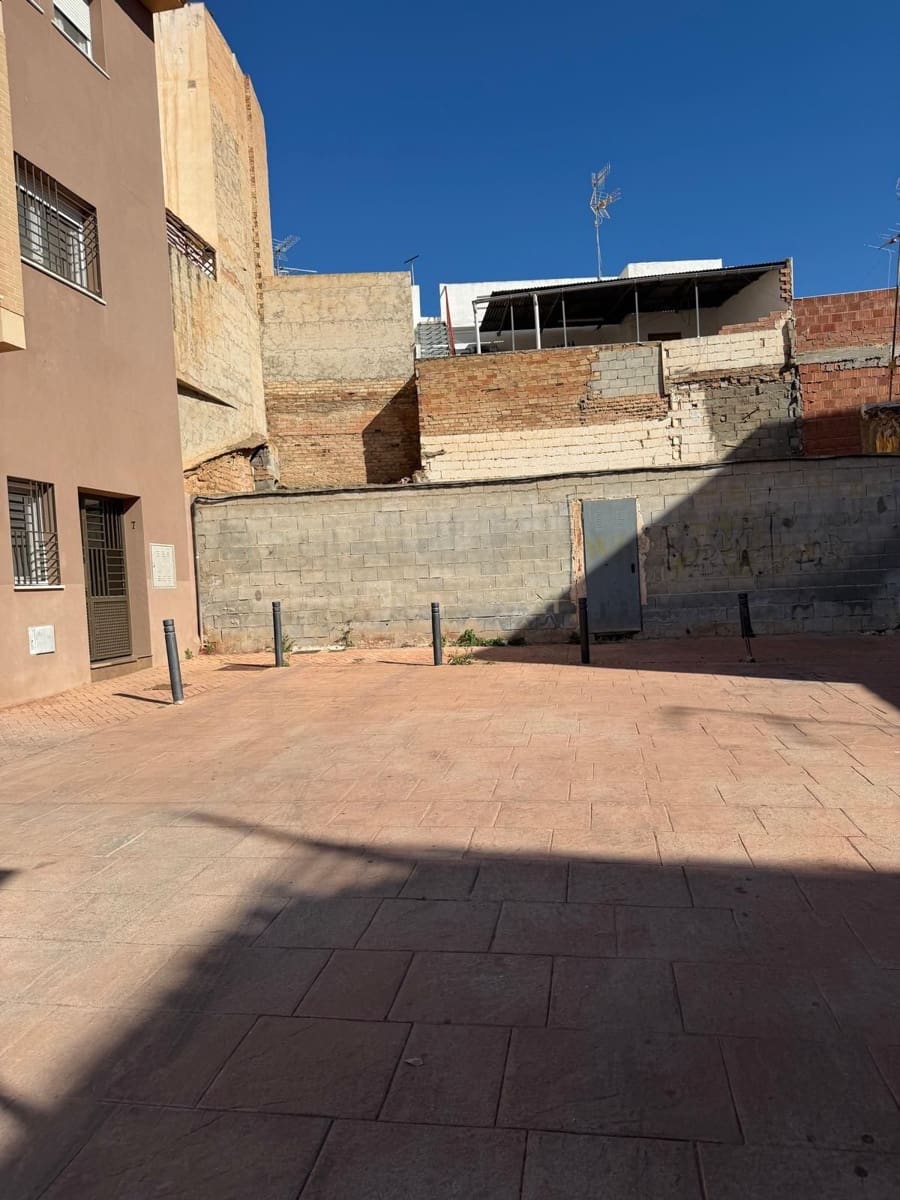 Building Plot for sale in Motril - € 52,500 (Ref: 9730835)