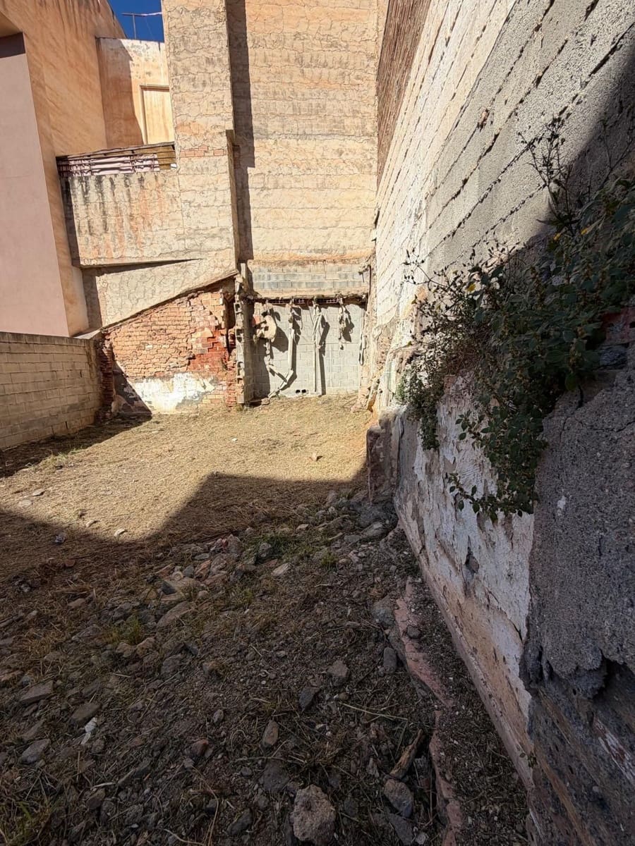 Building Plot for sale in Motril - € 52,500 (Ref: 9730835)