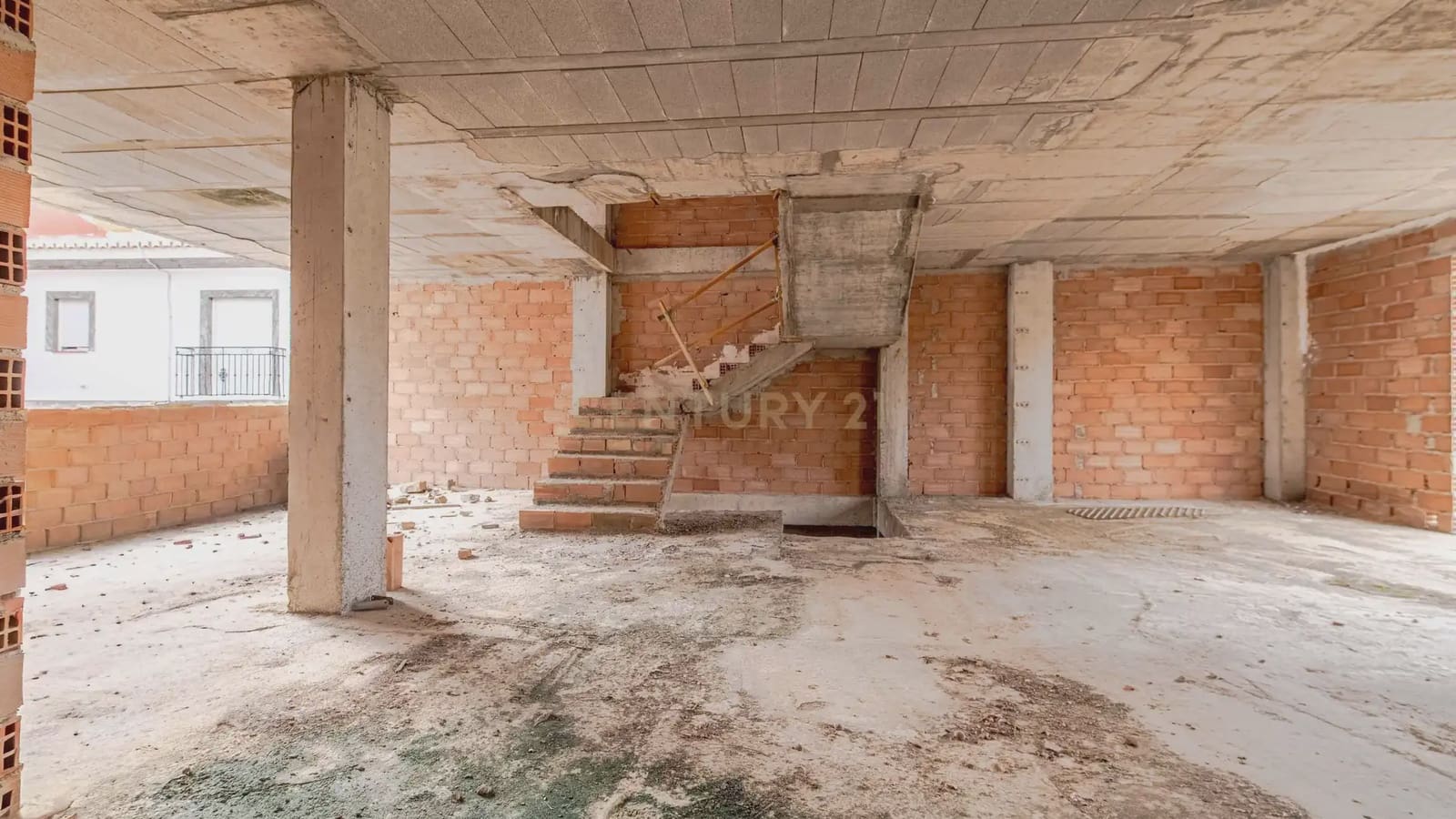 3 bedroom Villa for sale in Lanjaron - € 120,000 (Ref: 9734050)