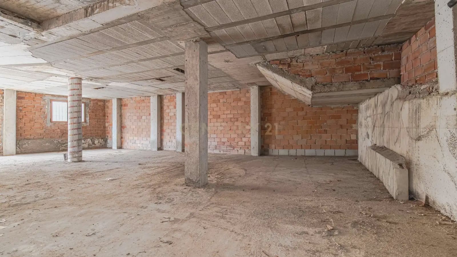 3 bedroom Villa for sale in Lanjaron - € 120,000 (Ref: 9734050)