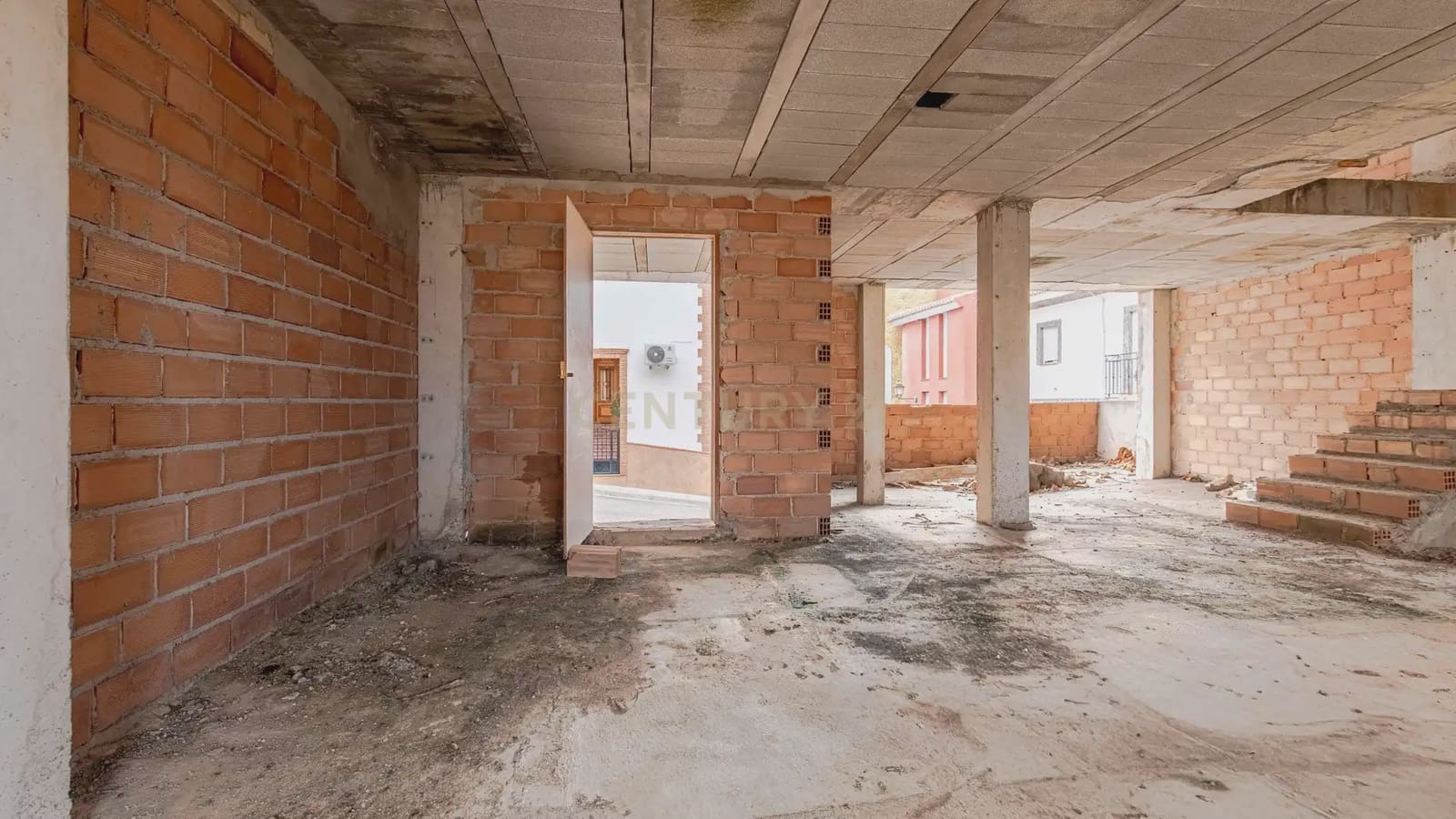 3 bedroom Villa for sale in Lanjaron - € 120,000 (Ref: 9734050)