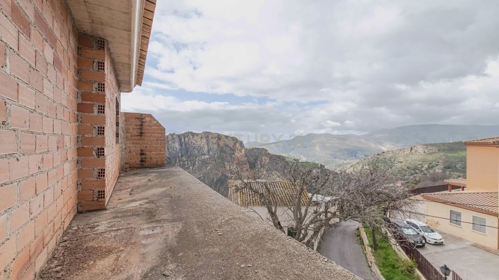 3 bedroom Villa for sale in Lanjaron - € 120,000 (Ref: 9734050)