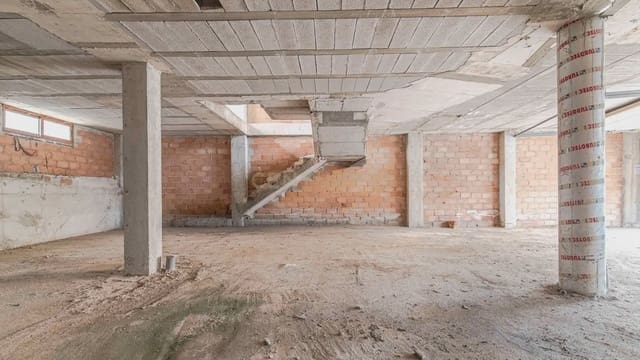 3 bedroom Villa for sale in Lanjarón - € 120,000 (Ref: 9734050)