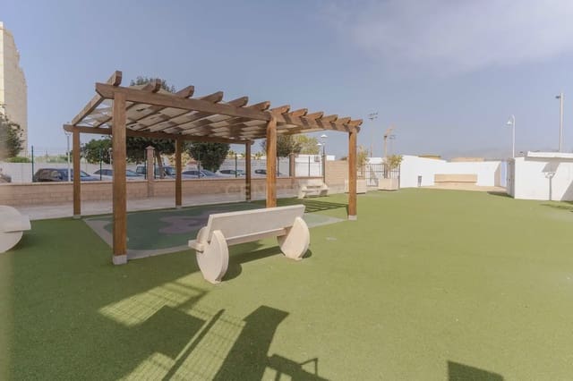 2 makuuhuone Asunto myytävänä paikassa Motril - 238 000 € (Ref: 9734188)