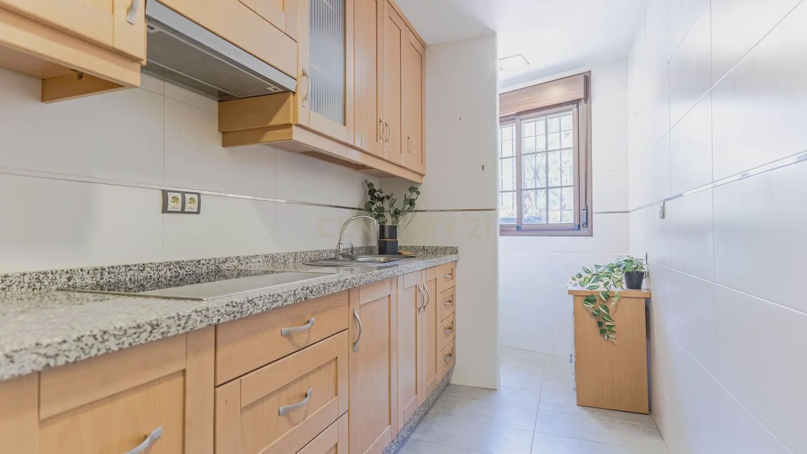 1 bedroom Flat for sale in La Zubia - € 136,000 (Ref: 9737130)