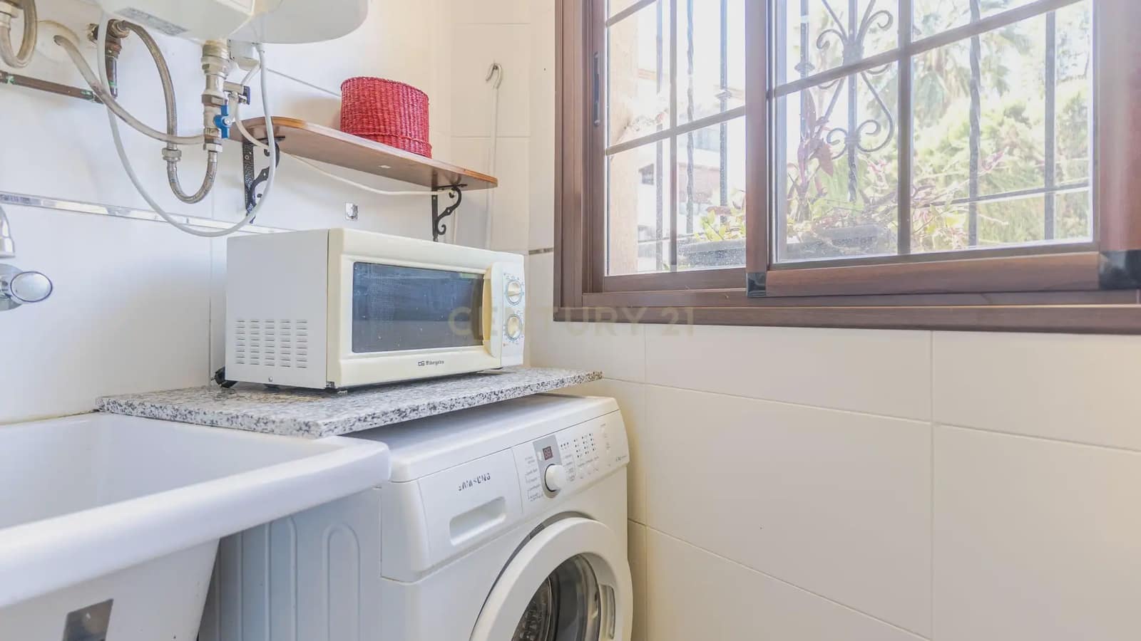 1 bedroom Flat for sale in La Zubia - € 136,000 (Ref: 9737130)