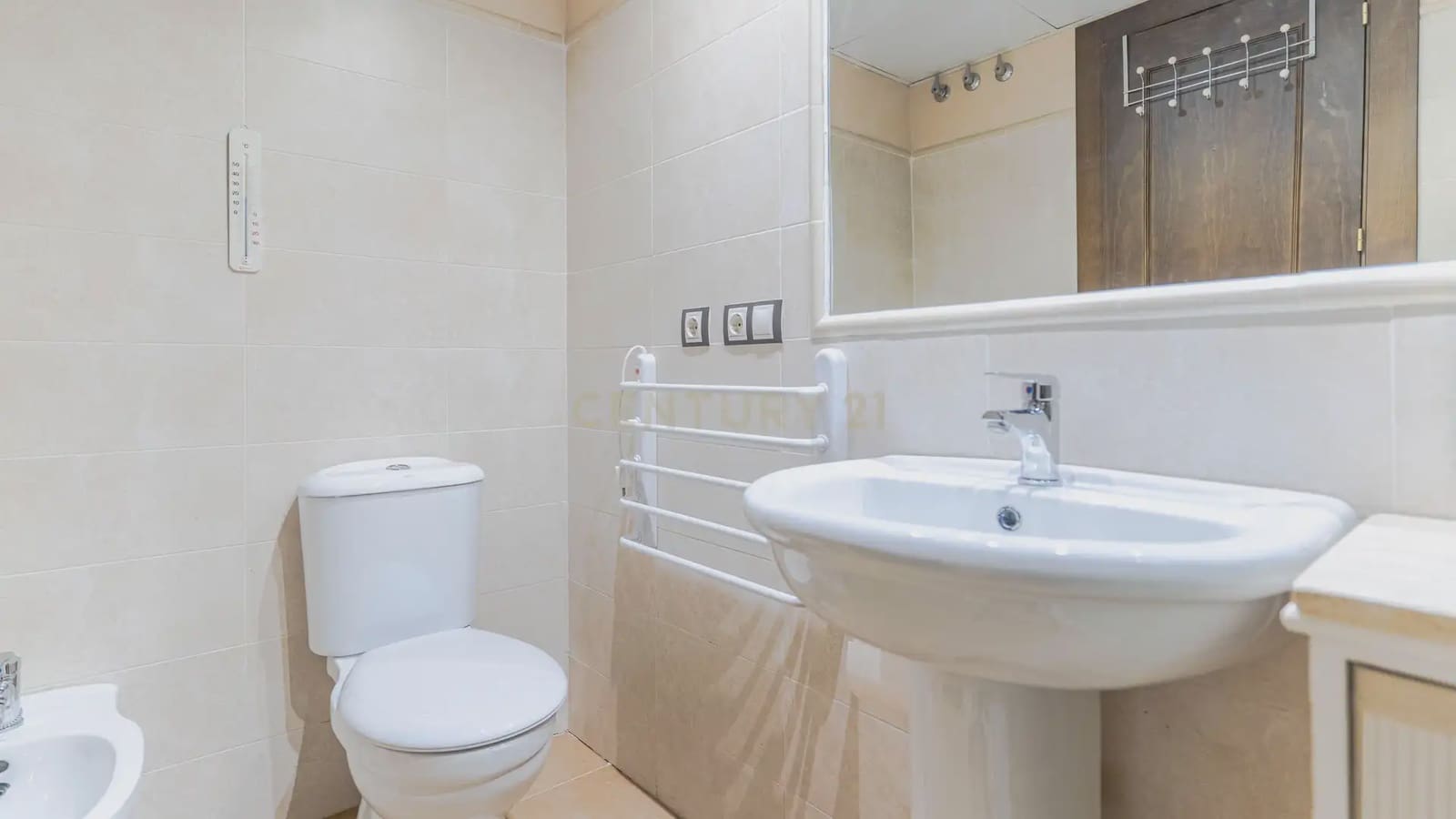 1 bedroom Flat for sale in La Zubia - € 136,000 (Ref: 9737130)