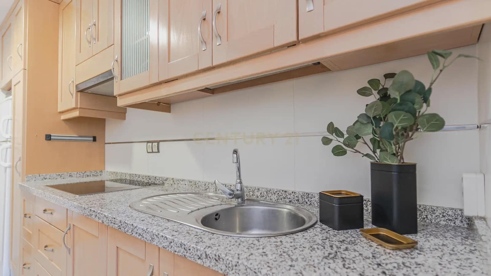 1 bedroom Flat for sale in La Zubia - € 136,000 (Ref: 9737130)