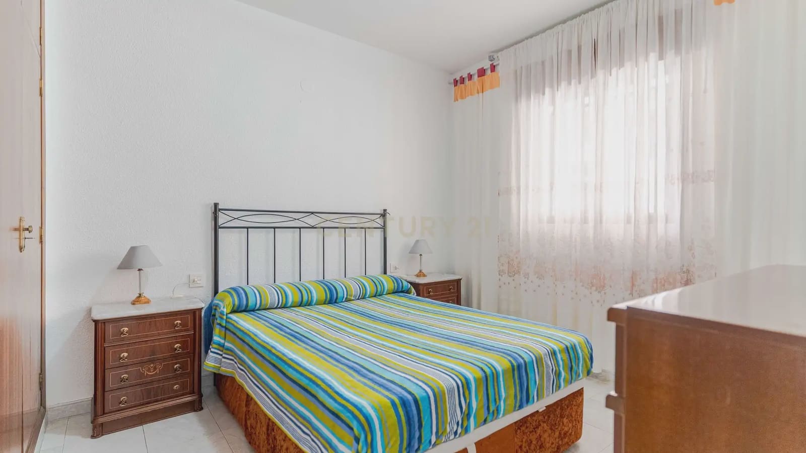 1 quarto Apartamento para venda em Santa Fe - 94 000 € (Ref: 9737295)