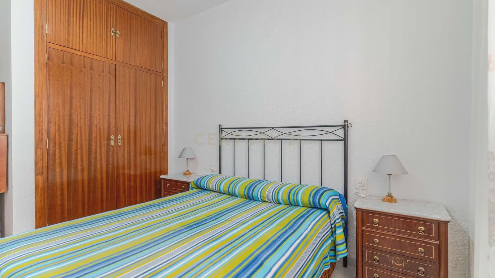 1 quarto Apartamento para venda em Santa Fe - 94 000 € (Ref: 9737295)