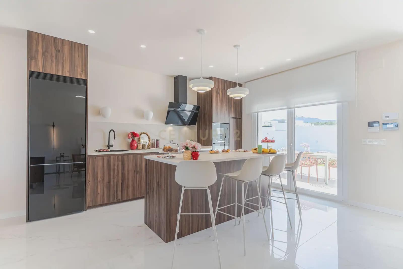 3 soverom Villa til leie i La Zubia med svømmebasseng garasje - € 3 300 (Ref: 9752519)