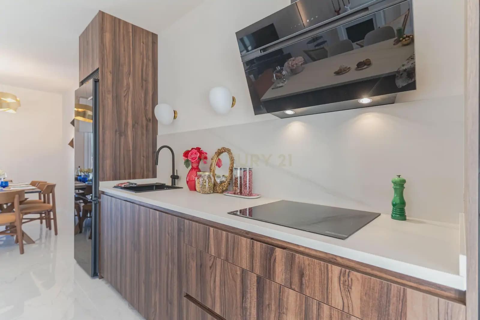 3 soverom Villa til leie i La Zubia med svømmebasseng garasje - € 3 300 (Ref: 9752519)