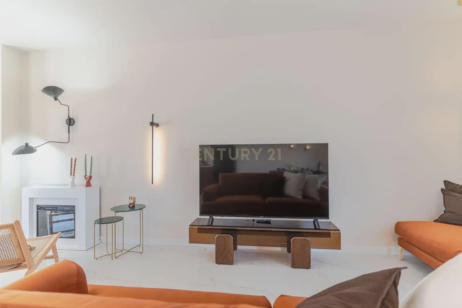 3 soverom Villa til leie i La Zubia med svømmebasseng garasje - € 3 300 (Ref: 9752519)