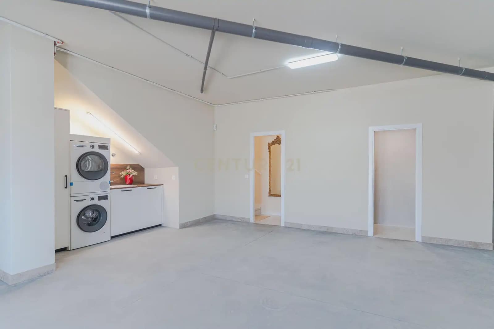 3 soverom Villa til leie i La Zubia med svømmebasseng garasje - € 3 300 (Ref: 9752519)