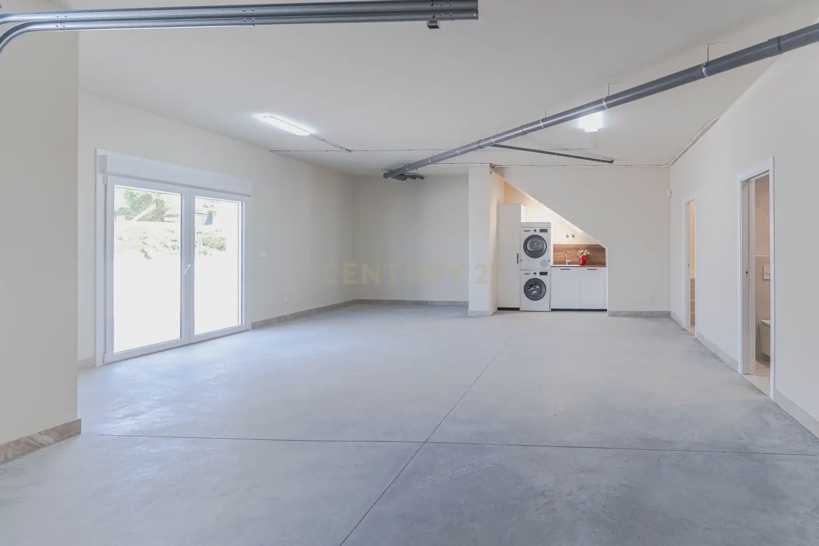 3 soverom Villa til leie i La Zubia med svømmebasseng garasje - € 3 300 (Ref: 9752519)