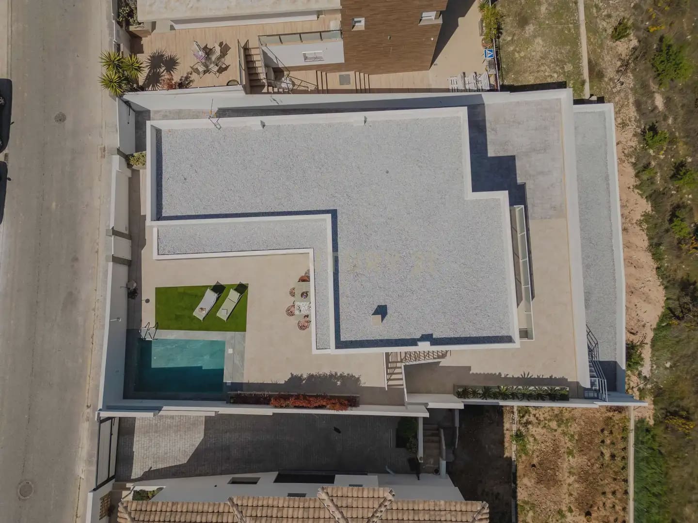 3 soverom Villa til leie i La Zubia med svømmebasseng garasje - € 3 300 (Ref: 9752519)