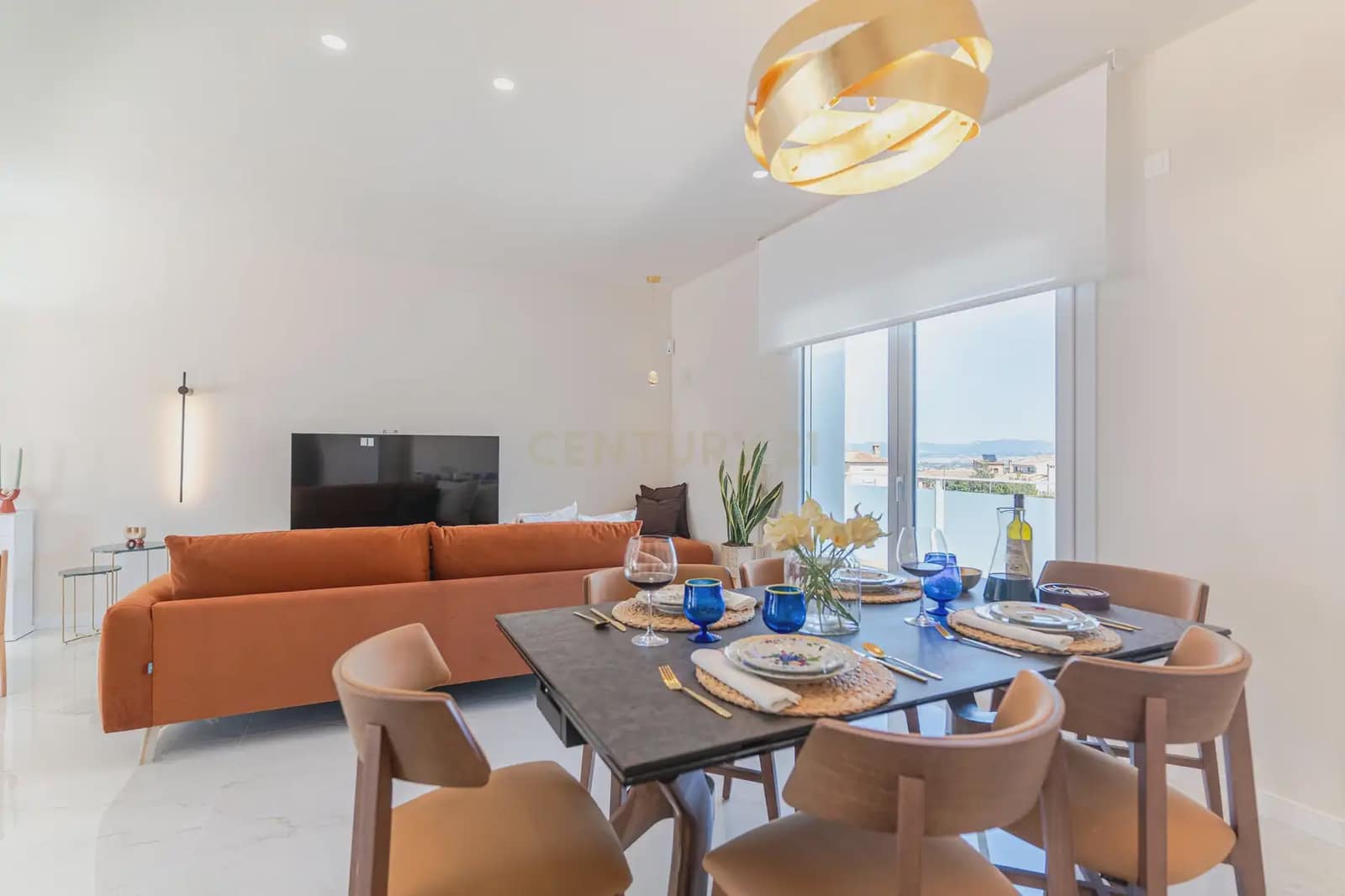 3 soverom Villa til leie i La Zubia med svømmebasseng garasje - € 3 300 (Ref: 9752519)