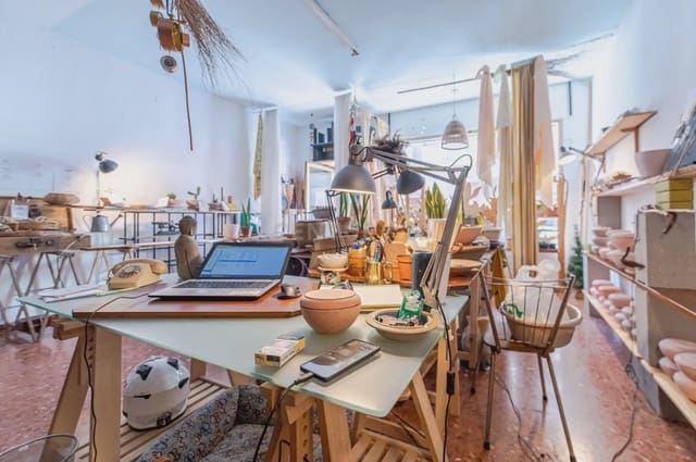 Erhverv til salg i Salobreña - € 98.000 (Ref: 9755067)