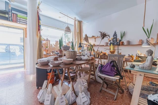 Erhverv til salg i Salobreña - € 98.000 (Ref: 9755067)